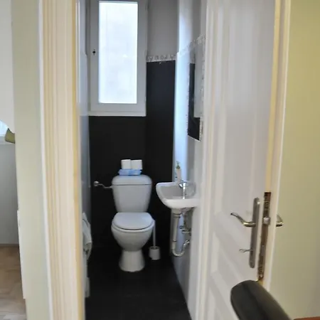 Guesthouse No. 7. Pensionat 3*
